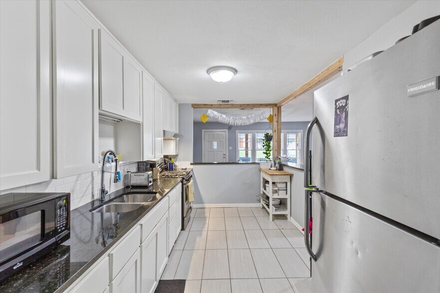 More Photos Of 4228 Winfield Ave, Fort Worth Apartments For Sale