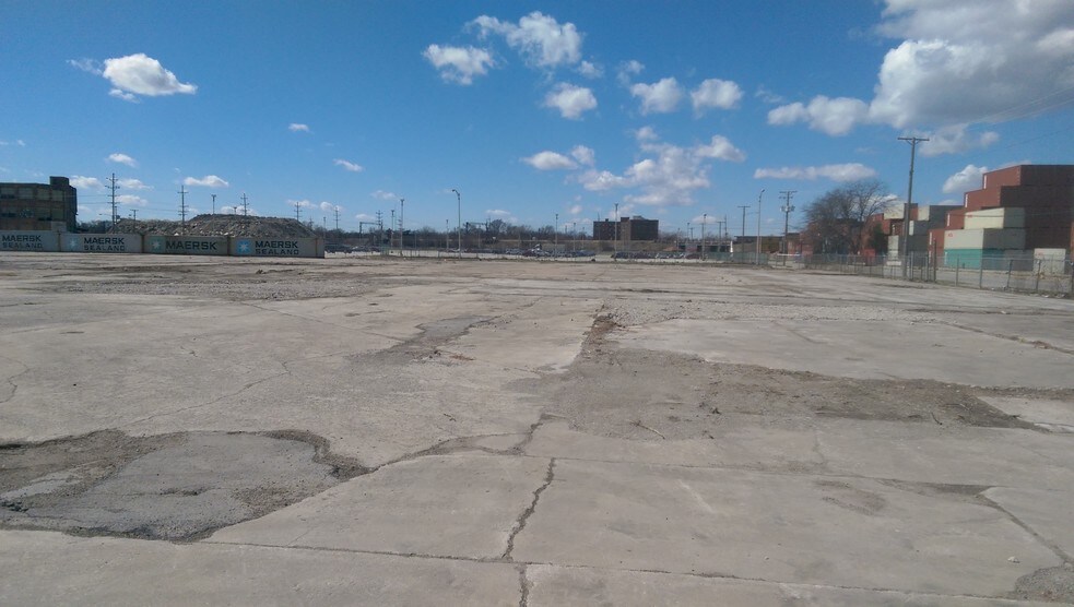 More Photos Of 280 E 155th St, Harvey Land For Sale