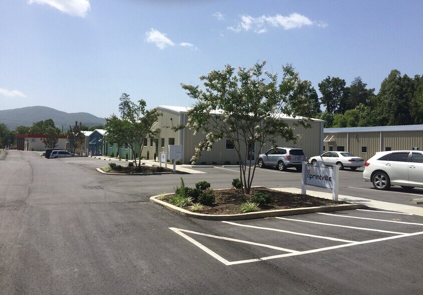 More Photos Of 244 Old Airport Rd, Fletcher Light Distribution For Lease