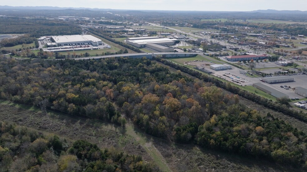 More Photos Of 315 W Rutherford Blvd, Murfreesboro Unknown For Lease