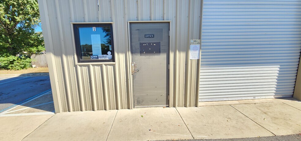 More Photos Of 1 2nd Ave, Fort Walton Beach Auto Repair For Sale