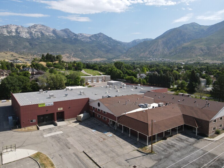 More Photos Of 119-123 E 200 N, Alpine Light Manufacturing For Sale