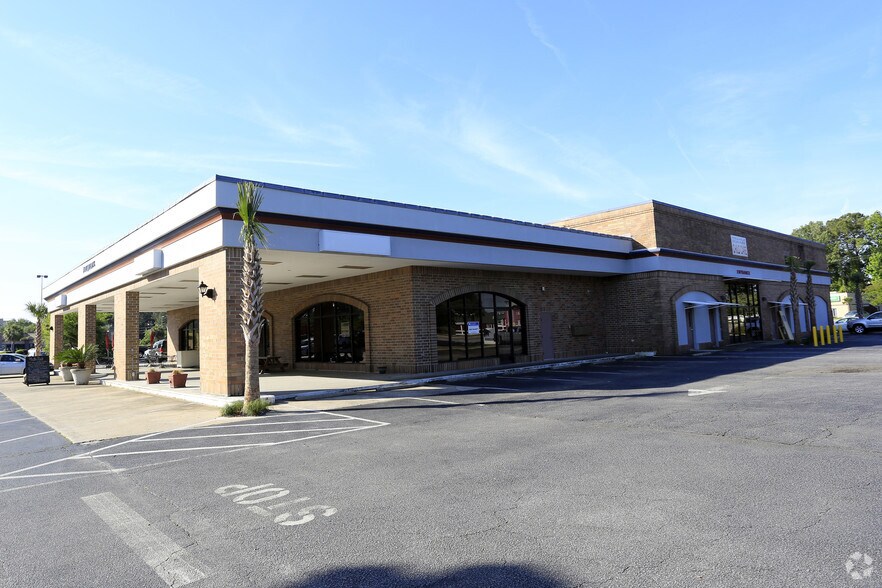 More Photos Of 2409 Mall Dr, North Charleston Freestanding For Lease