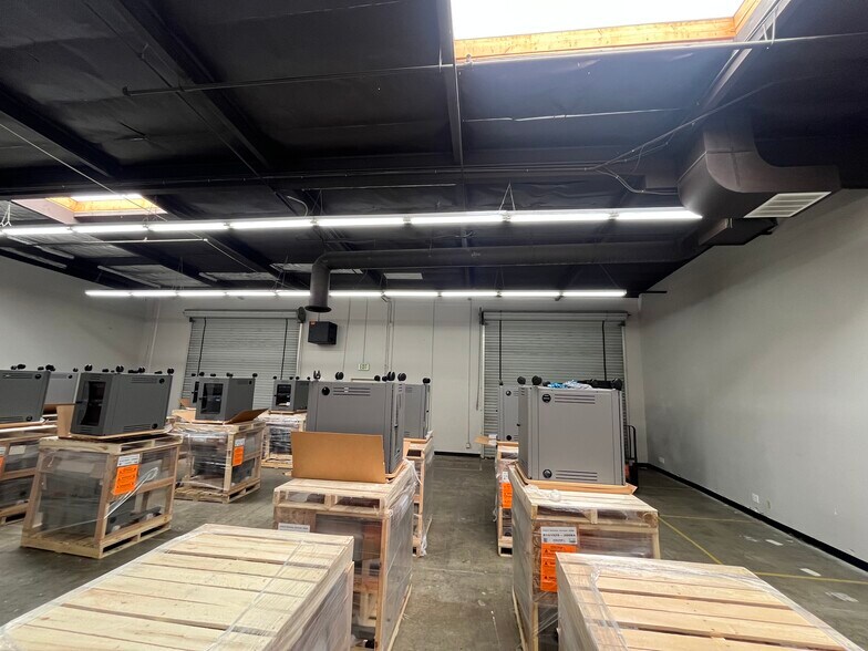 More Photos Of 832-834 W 9th St, Upland Industrial For Sale