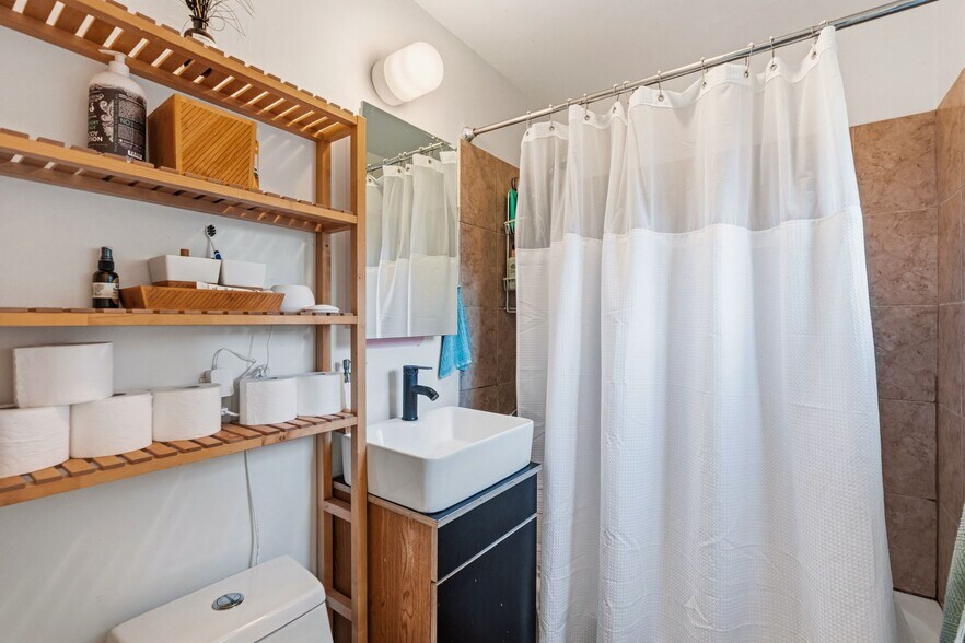 More Photos Of 273 Hillcrest Dr, Encinitas Apartments For Sale