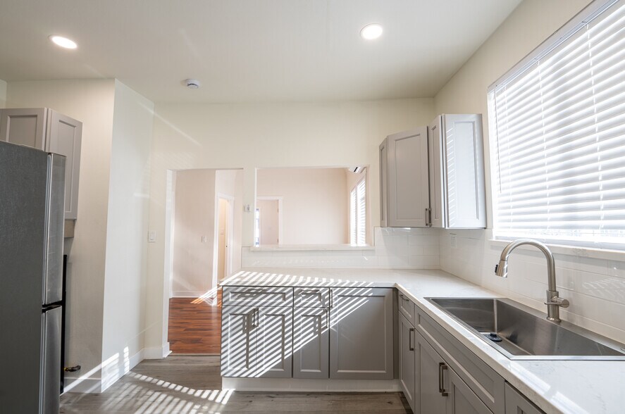 More Photos Of 519 N Monroe St, Stockton Apartments For Sale