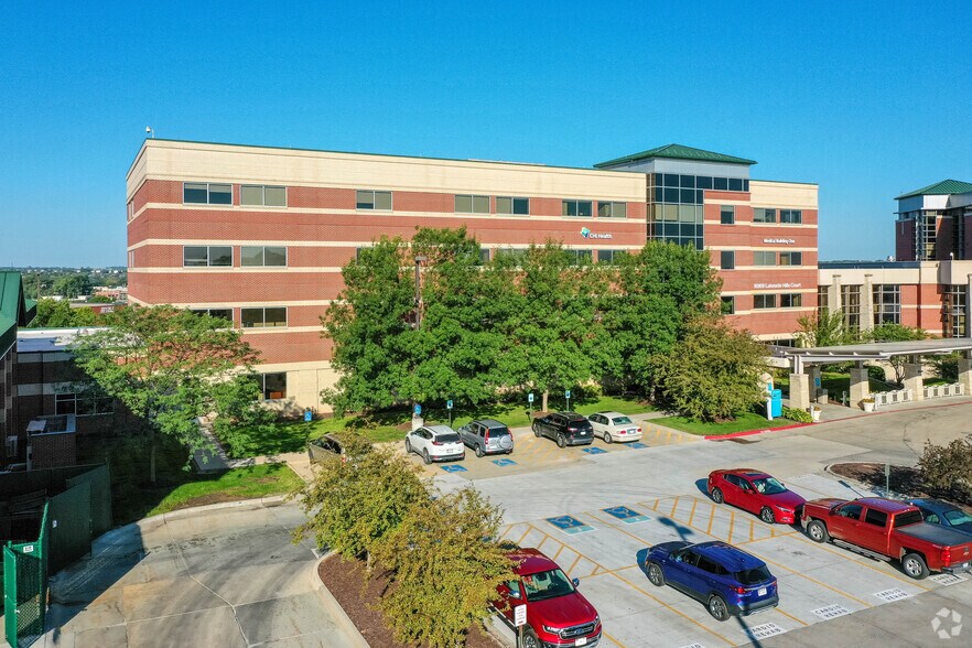 More Photos Of 16909 Lakeside Hills Ct, Omaha Medical For Lease