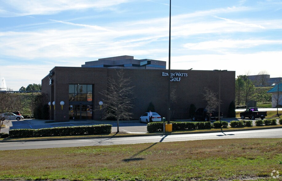 More Photos Of 5235 Highway 280, Birmingham Freestanding For Lease