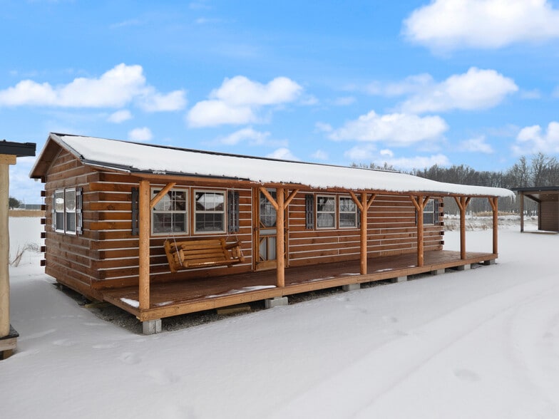 More Photos Of 677 S Cardinal Ln, Scottsburg Industrial For Sale