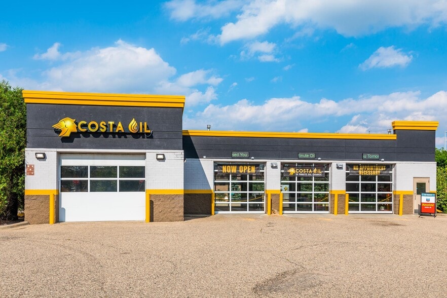 More Photos Of 7479 Egan Dr, Savage Auto Repair For Sale