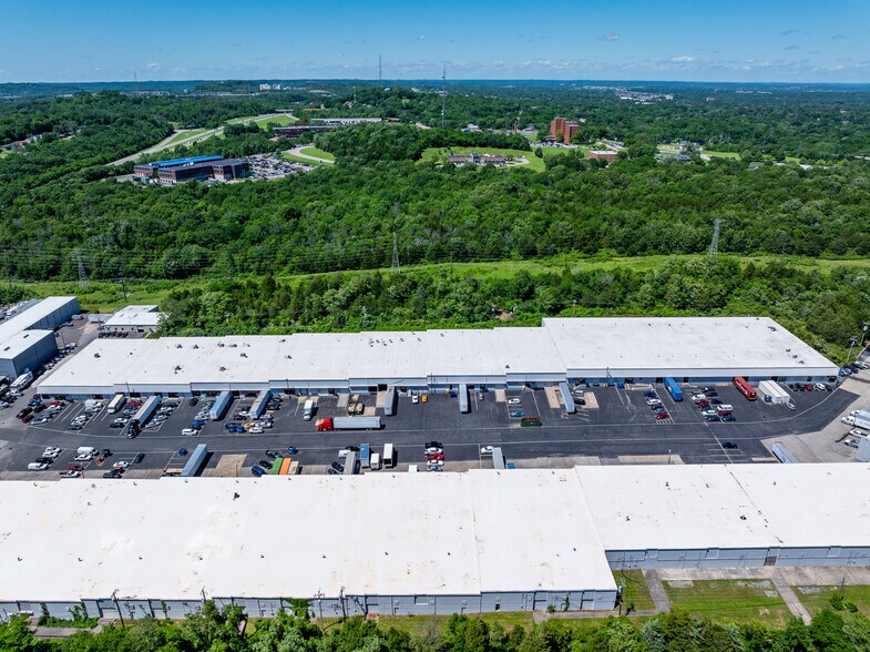 More Photos Of 3310-3422 Ambrose Ave, Nashville Warehouse For Lease