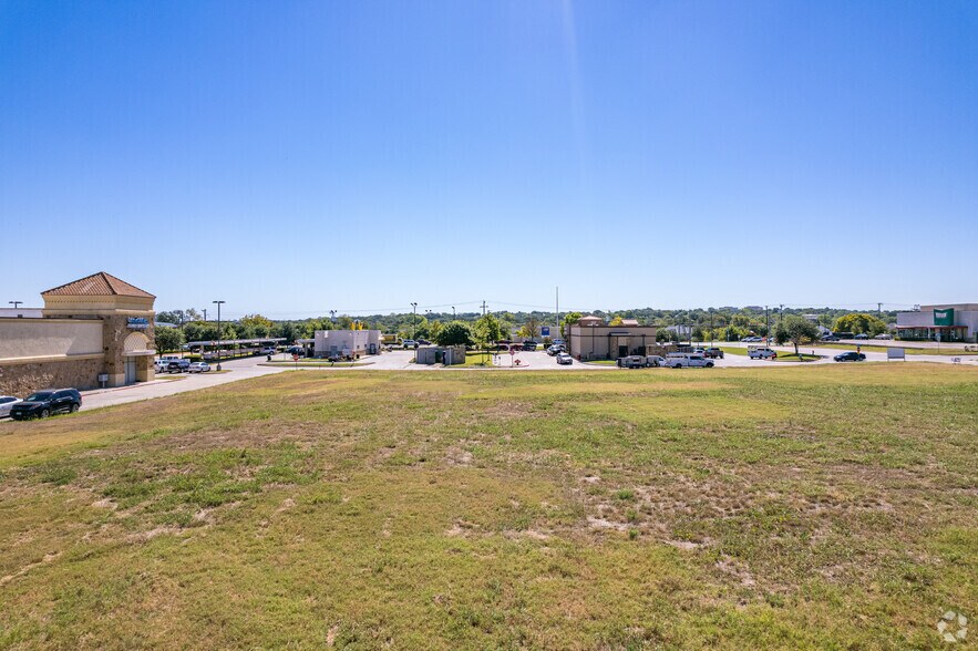 More Photos Of 6660 Hawks Creek Ave, Fort Worth Land For Sale