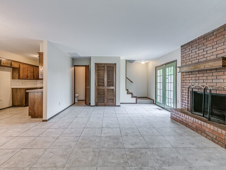 More Photos Of , Oklahoma City Specialty For Sale