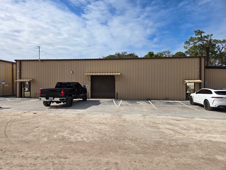 More Photos Of 8535 Rees St, Port Richey Service Station For Sale