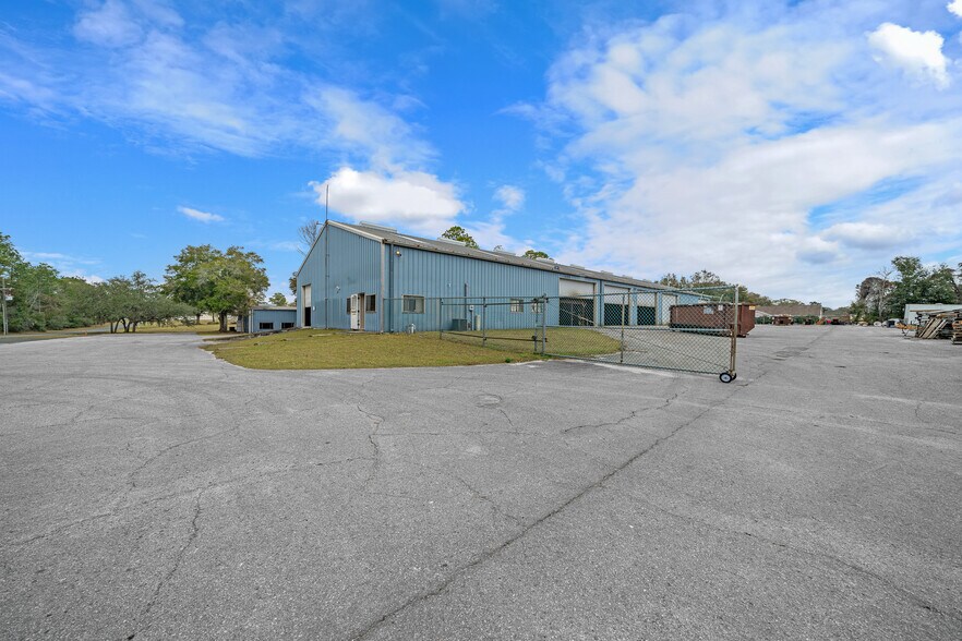 More Photos Of 11641 SW 90th Ter, Ocala Warehouse For Lease