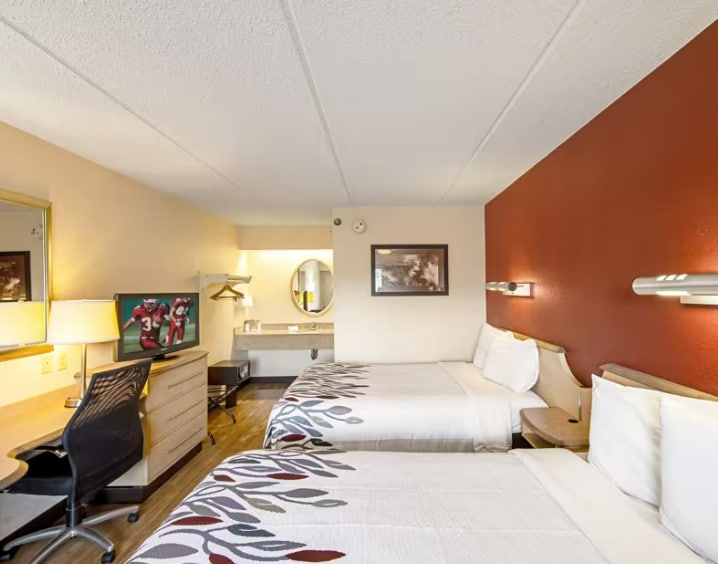 More Photos Of 7340 Plantation Rd, Pensacola Hotel For Sale