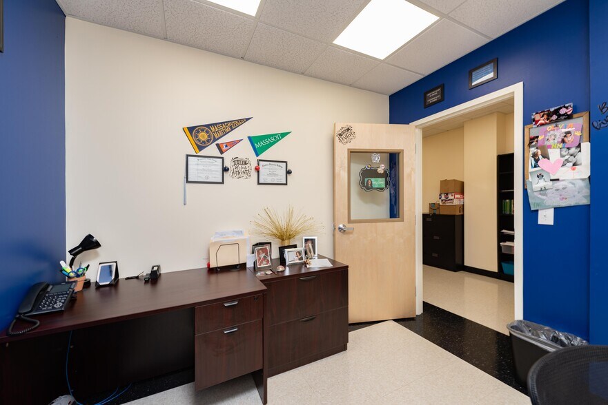 More Photos Of 661 Centre St, Brockton Medical For Sale