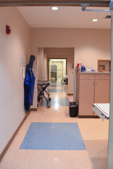 More Photos Of 2117 Veterans Dr SE, Decatur Healthcare For Sale