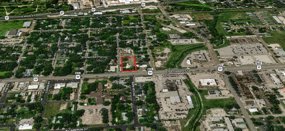 More Photos Of 2501 N Navarro St, Victoria Medical For Sale