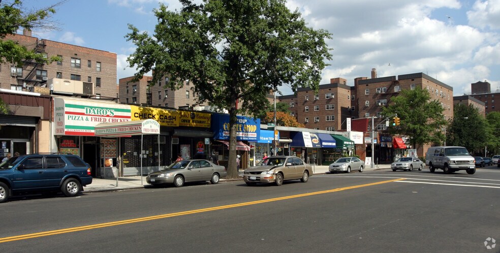 More Photos Of 41-25 KISSENA Blvd, Flushing Apartments For Lease