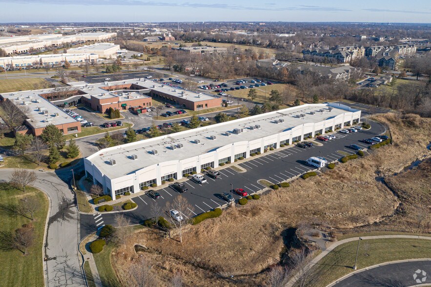 More Photos Of 11221 Strang Line Rd, Lenexa Light Distribution For Lease