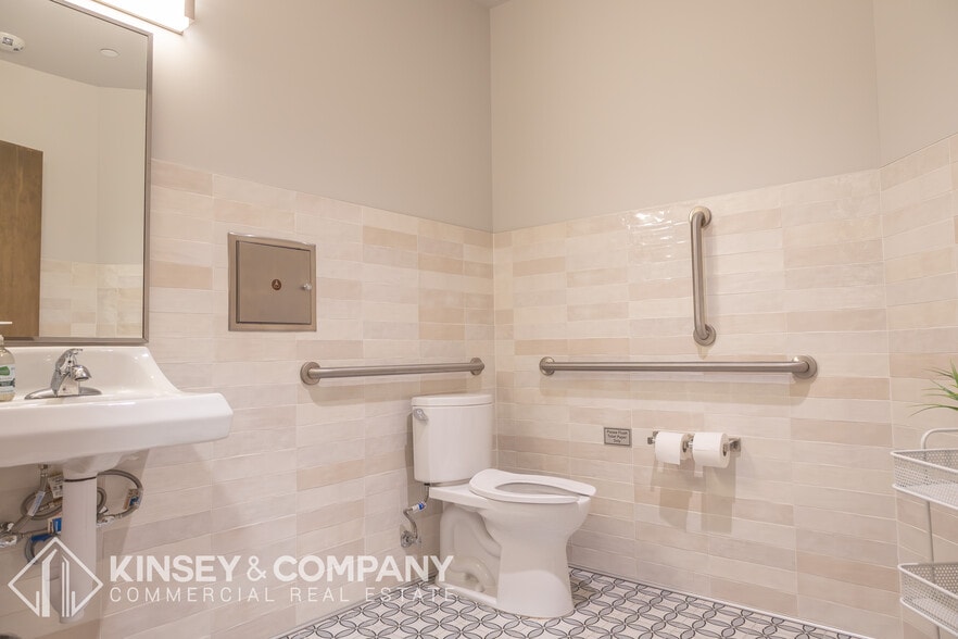 More Photos Of 10535 Park Meadows Blvd, Lone Tree Medical For Lease