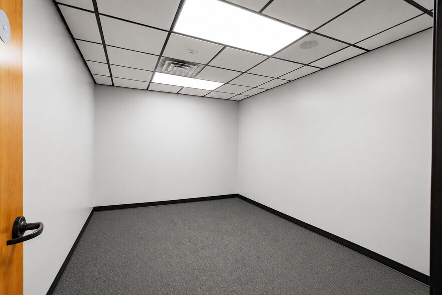 More Photos Of 714 S 4th St, Las Vegas Medical For Sale