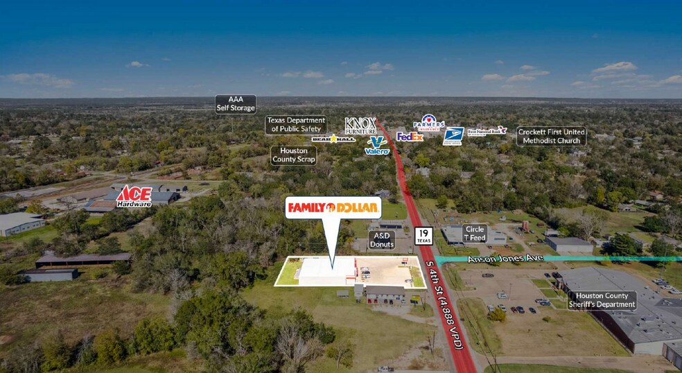 More Photos Of 703 S 4th St, Crockett General Retail For Sale