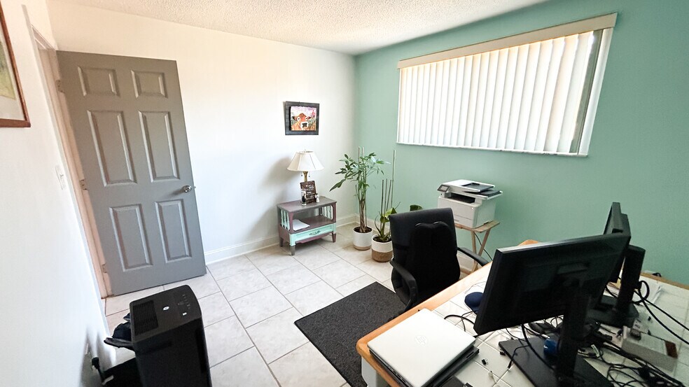 More Photos Of 320 N 3rd St, Flagler Beach Apartments For Sale