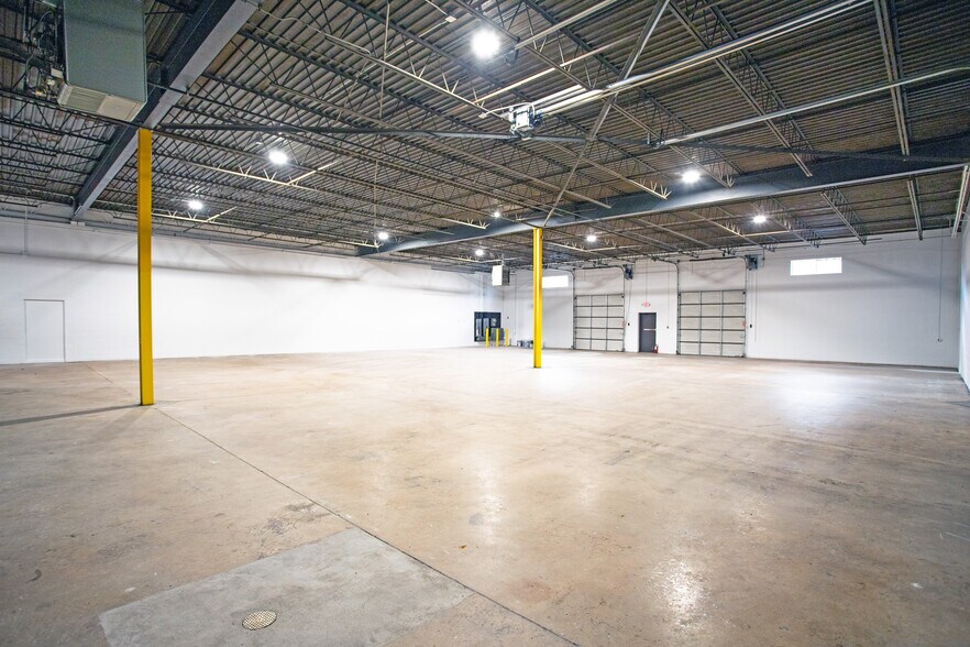 More Photos Of 2301 Haddonfield Rd, Pennsauken Distribution For Lease
