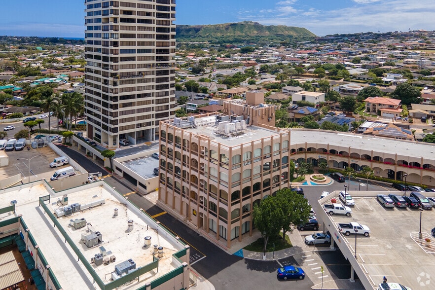 More Photos Of 4211 Waialae Ave, Honolulu Office For Lease