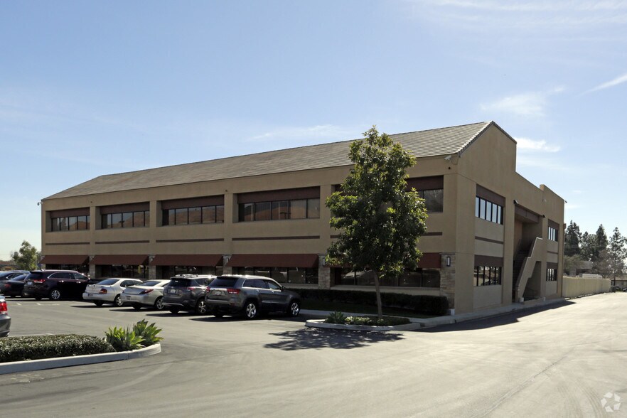 More Photos Of 559 N Mountain Ave, Upland Unknown For Lease