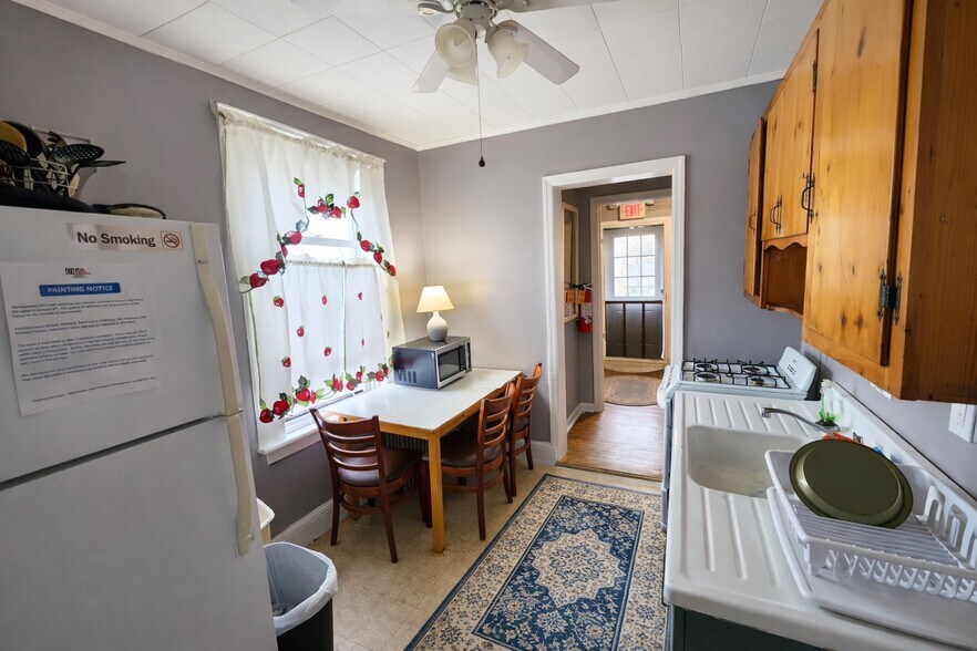 More Photos Of 105 Parkview Ave, Elmwood Park Multifamily For Sale