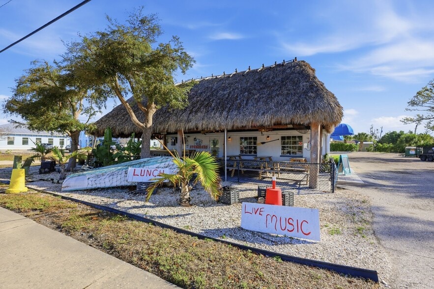 Primary Photo Of 2901 Placida Rd, Englewood Restaurant For Sale