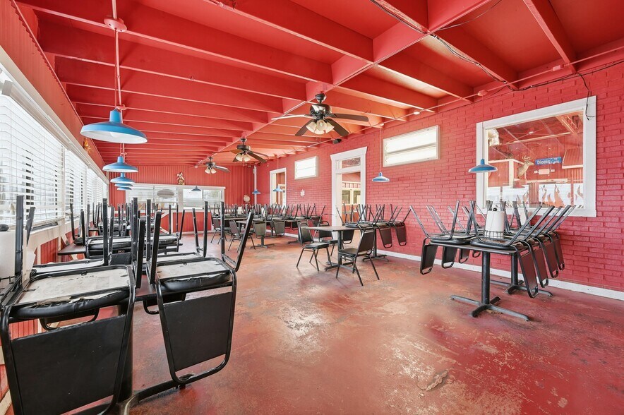 More Photos Of 565 W Bedford Euless Rd, Hurst Restaurant For Sale