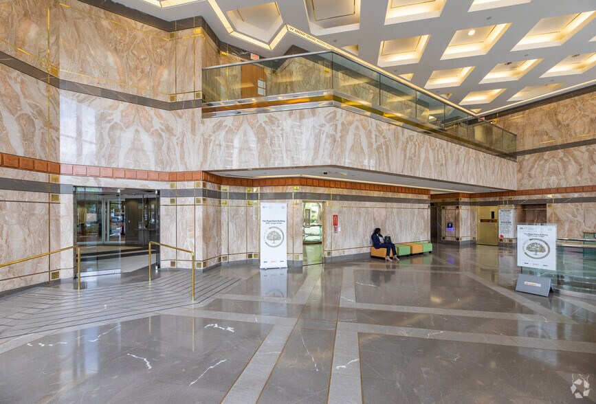 More Photos Of 5001 Yonge St, Toronto Office For Lease