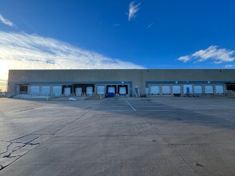More Photos Of 5050 Investment Dr, Dallas Distribution For Lease