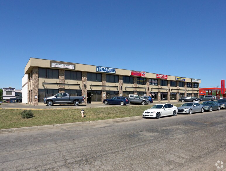 More Photos Of 3456 91 St St NW, Edmonton Flex For Lease