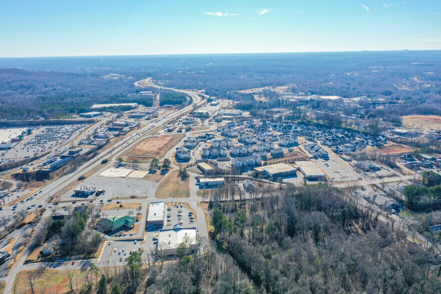 More Photos Of 6516 State Park Rd, Travelers Rest Storefront For Lease