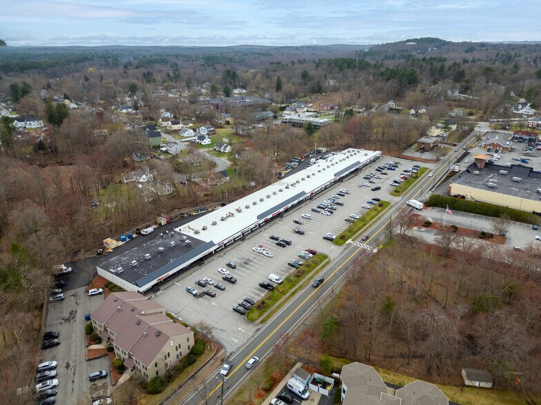 More Photos Of 7 Summer St, Chelmsford Freestanding For Lease