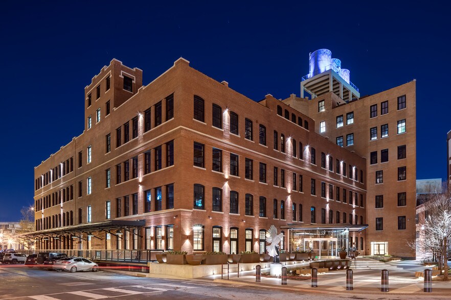Primary Photo Of 603 Munger Ave, Dallas Office For Lease