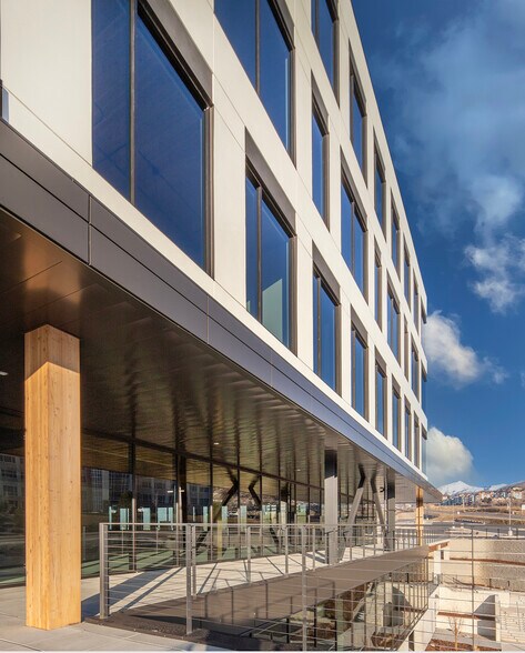 More Photos Of 14761 S Future Way, Draper Office For Lease