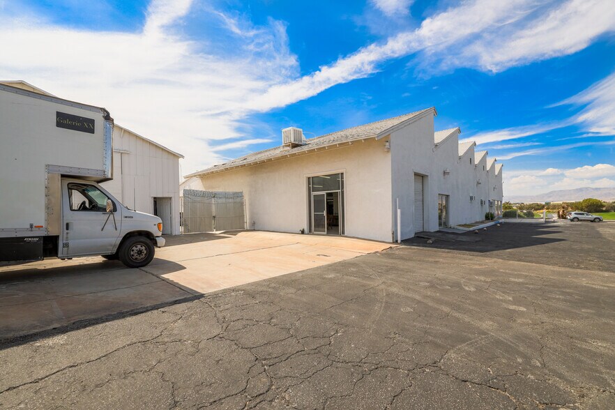 More Photos Of 4775-4779 E Ramon Rd, Palm Springs Warehouse For Sale