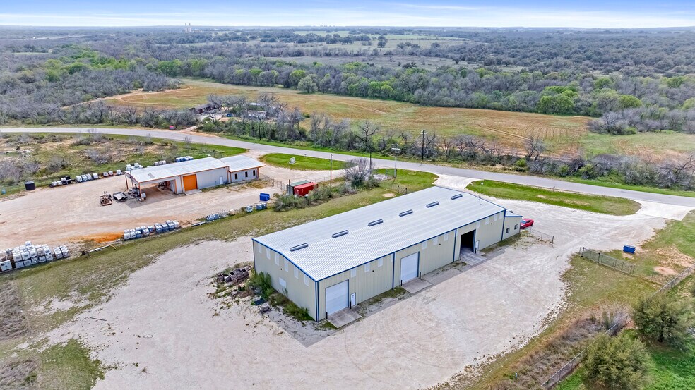 More Photos Of 685 Corgey Rd, Pleasanton Manufacturing For Lease