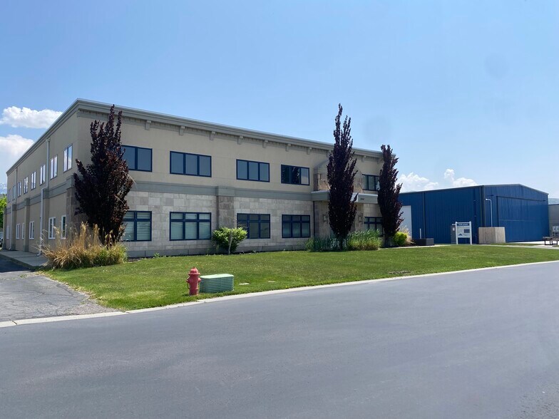 More Photos Of 2441 S 1560 W, Woods Cross Manufacturing For Lease