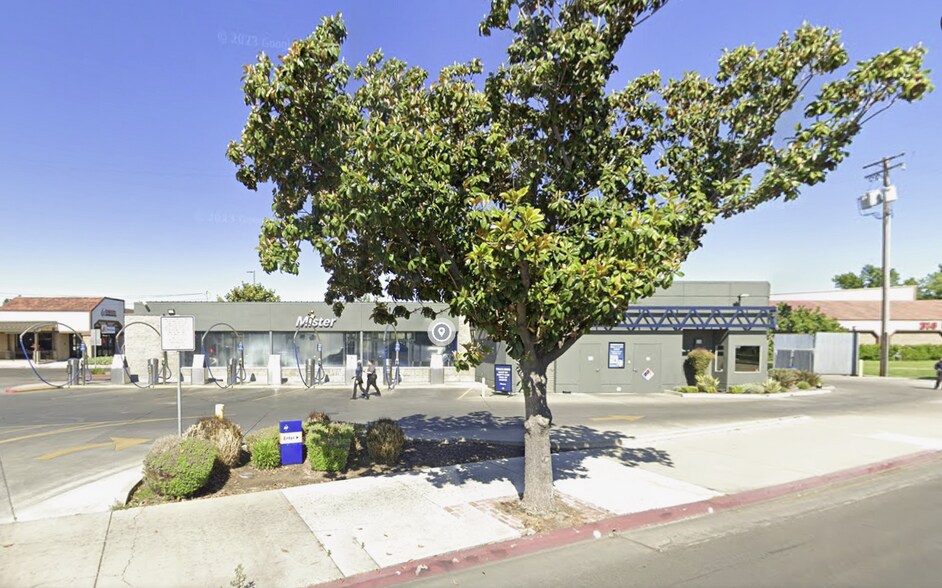 More Photos Of 487 N Golden State Blvd, Turlock Carwash For Lease
