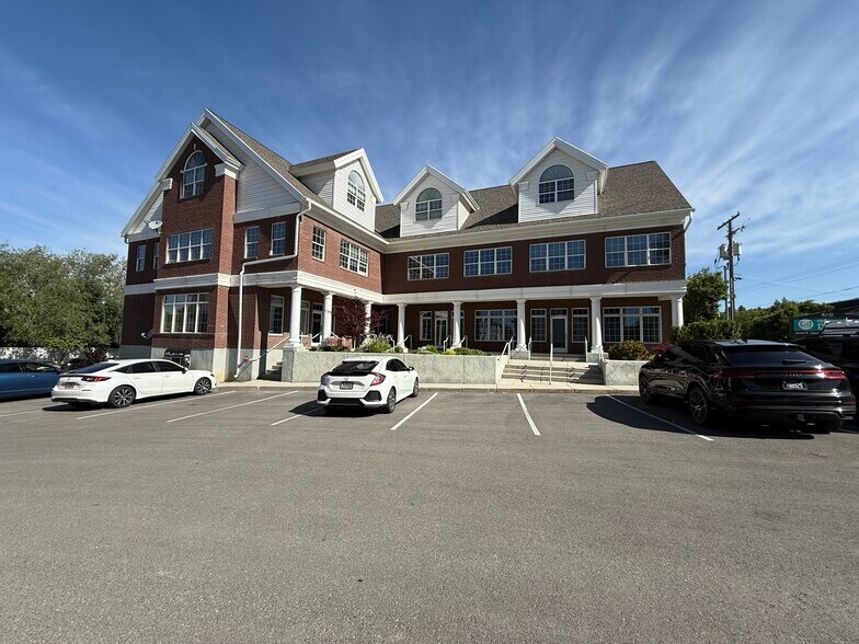 Primary Photo Of 4110 S Highland Dr, Salt Lake City Medical For Lease