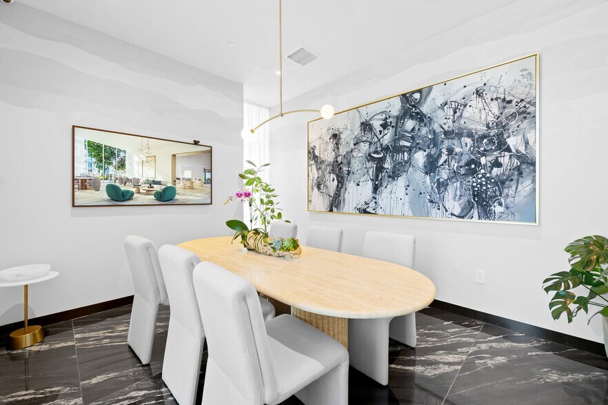 More Photos Of 315 NE 3rd Ave, Fort Lauderdale Apartments For Sale