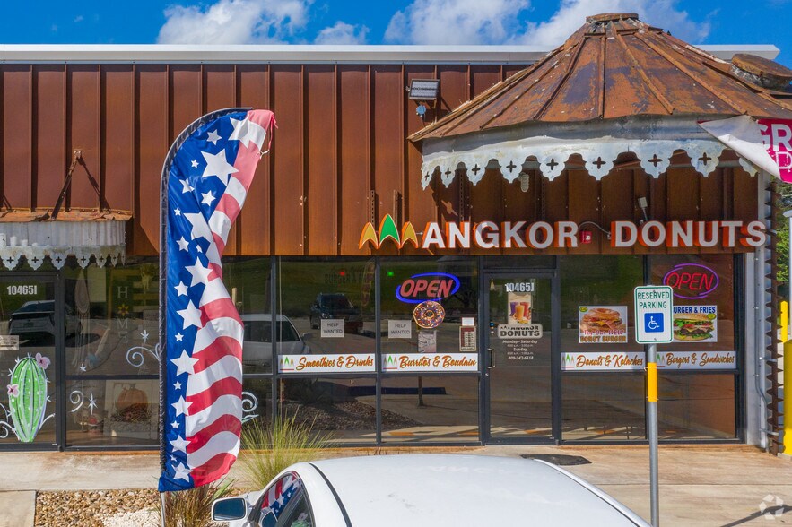 More Photos Of 10445 Eastex Freeway, Beaumont Unknown For Lease