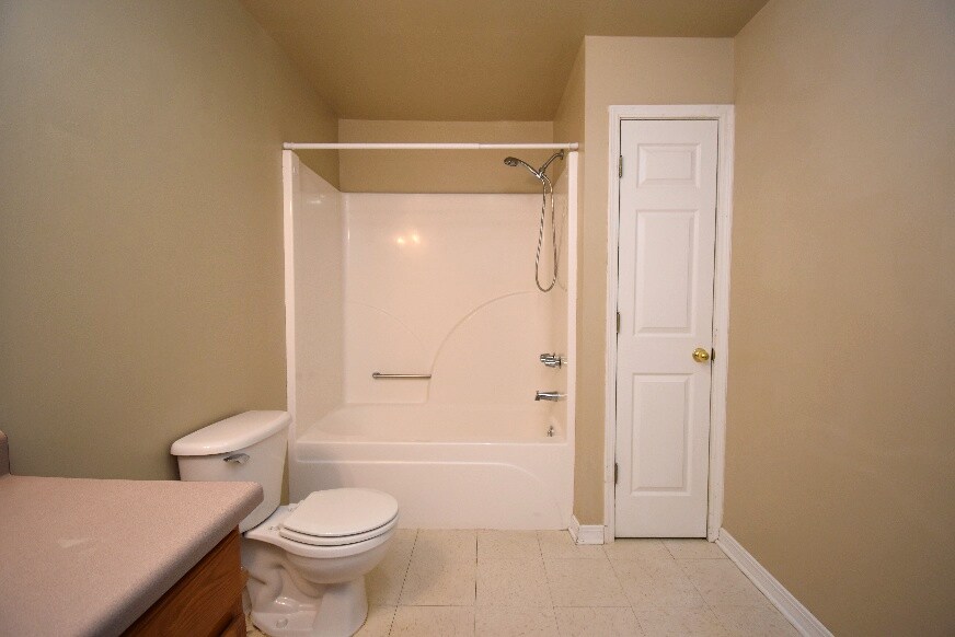 More Photos Of 6970 Highway 1, Mansura Apartments For Sale
